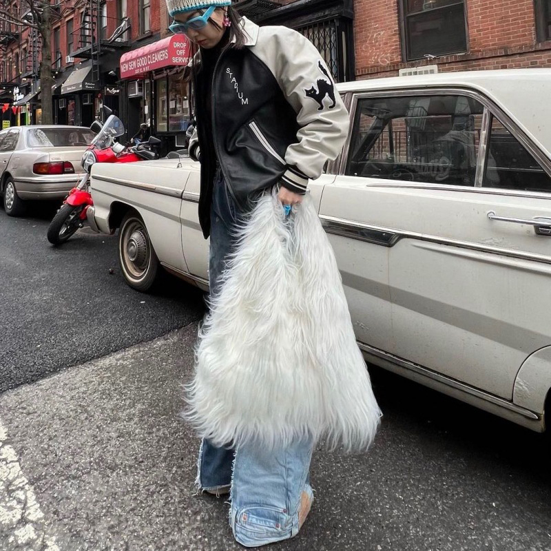 00s coole y2k Straßen mädchen  – Streetwear Brand Bag Bewertung und Preis